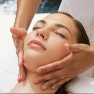 Facial Massage with Lymphatic Drainage