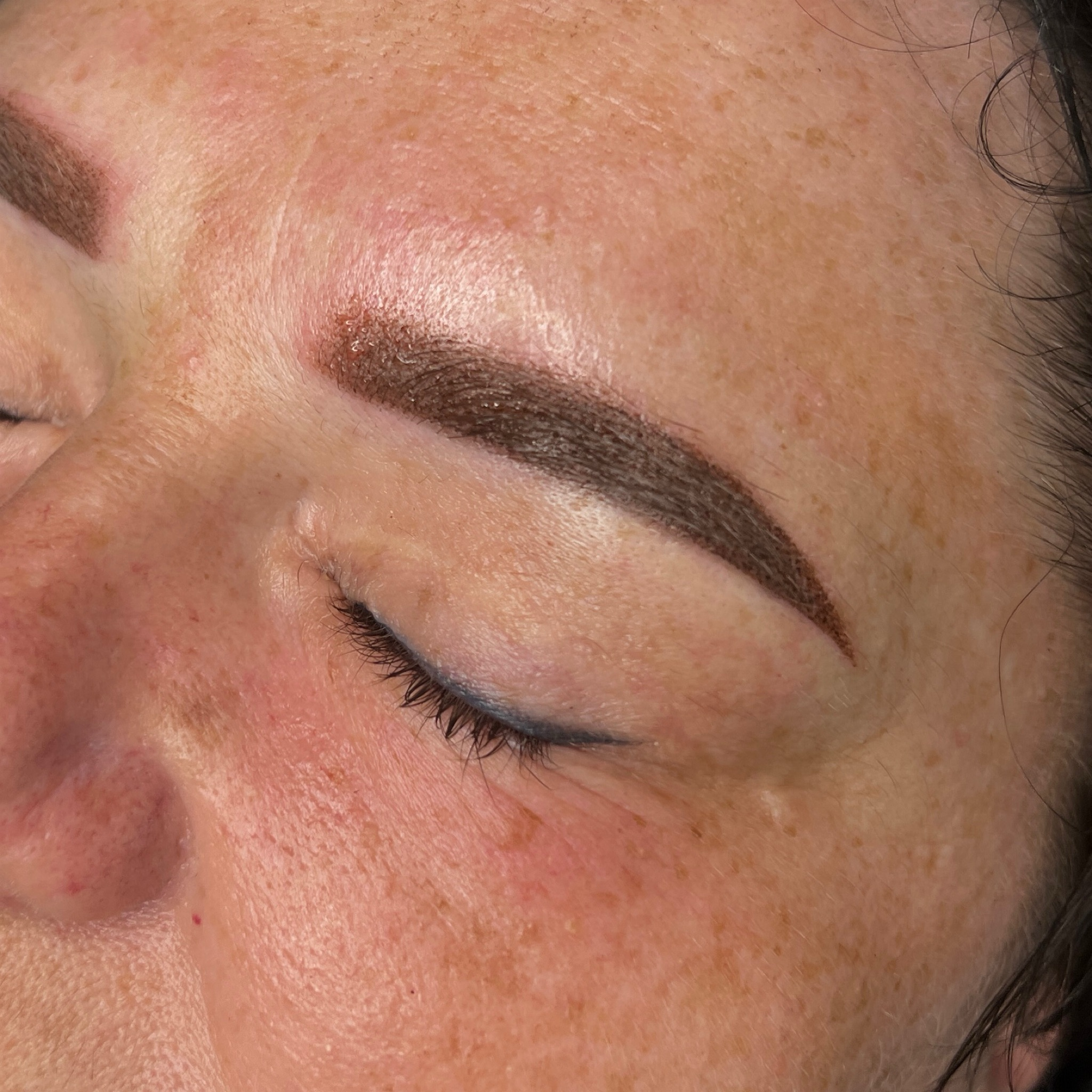 Pudrové obočí(permanentní make-up)