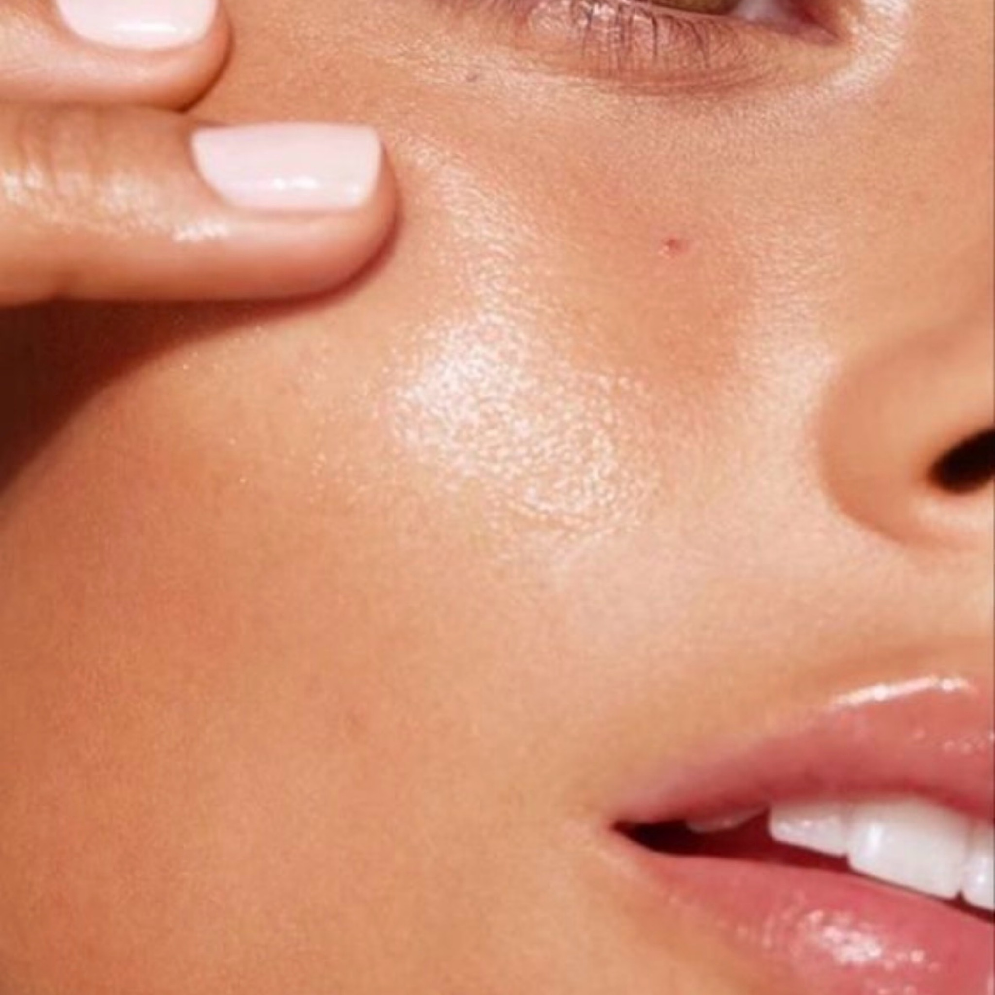 ESTHE Lift – Lifting pre unavenú a mdlú pleť