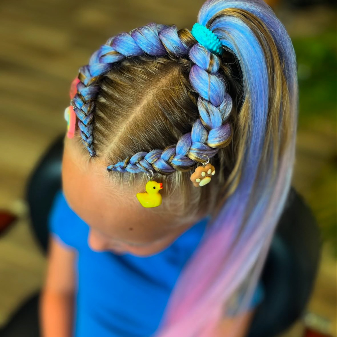 vrch vysokého copu pro děti