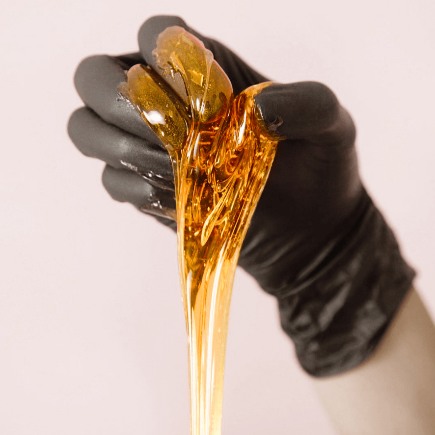 Depilace cukrovou pastou - třísla