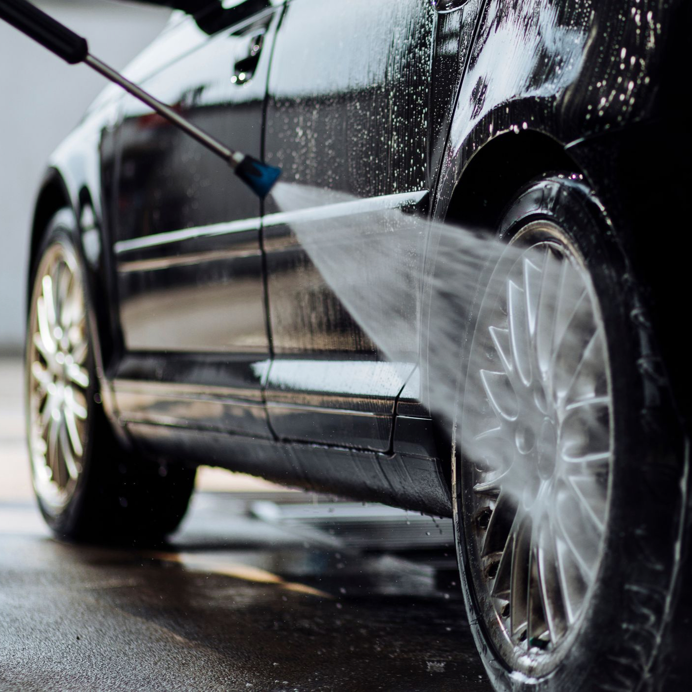 Lavage voiture intérieur et extérieur /1h