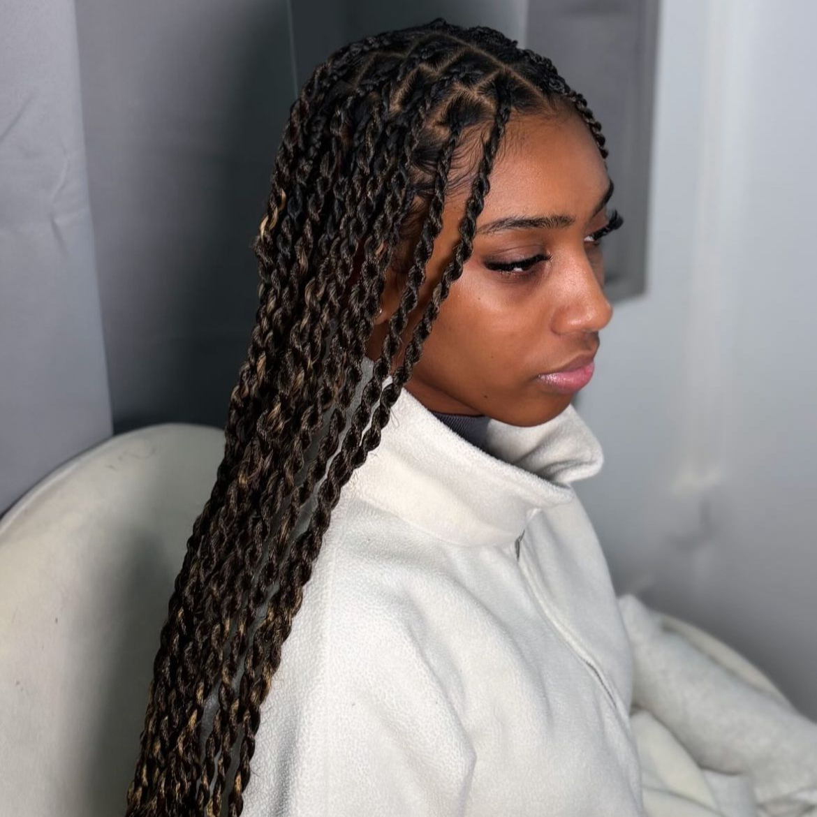Twist Knotless Braids