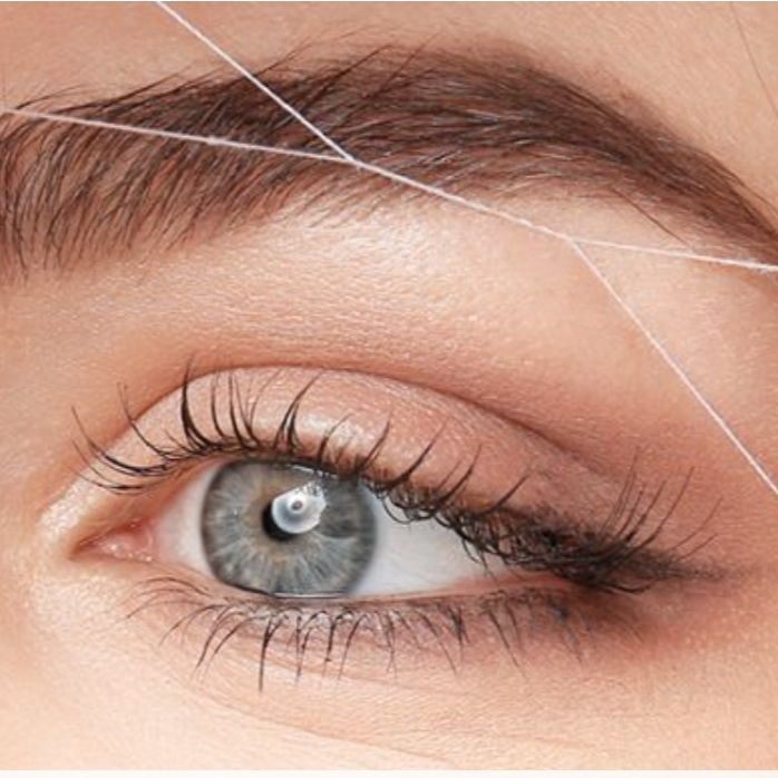 Restructuration et épilation au fil des sourcils