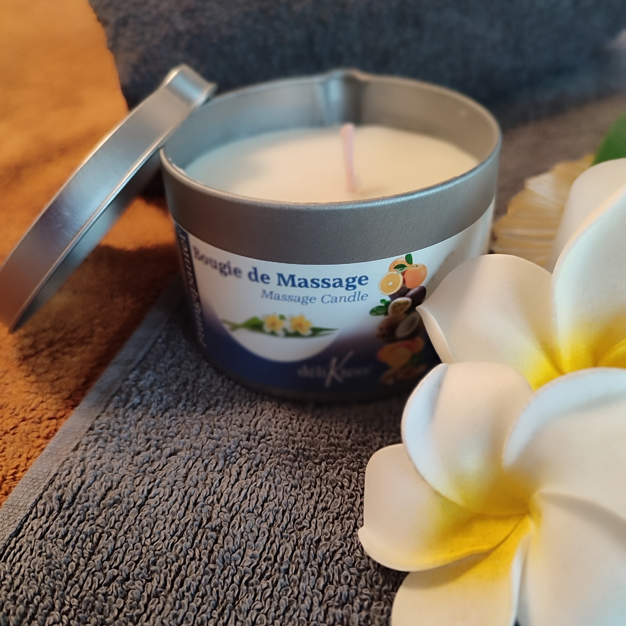 Massage à la cire de bougie