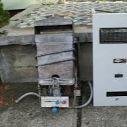 Hagyományos vízmelegítő karbantartás tisztítás