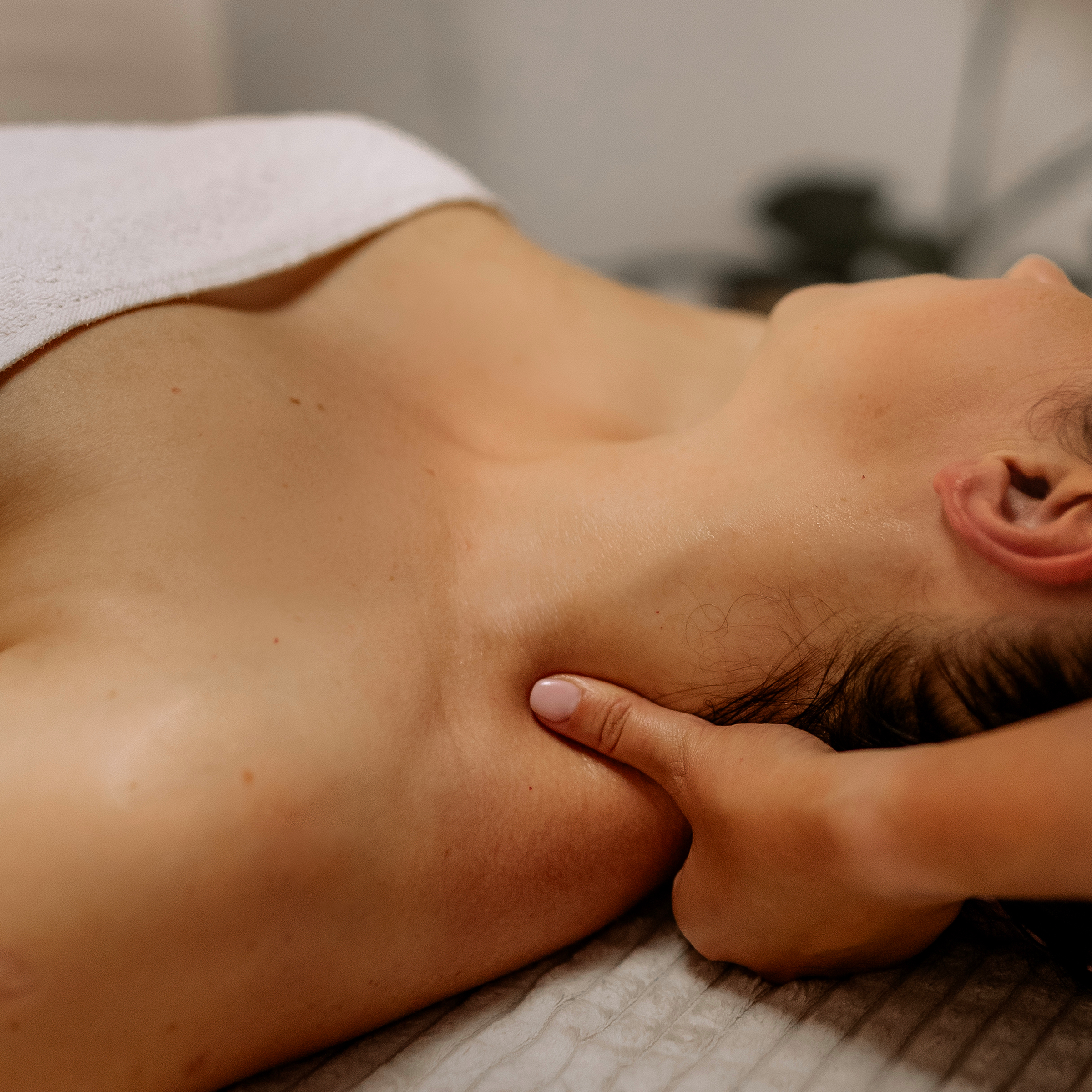 Hloubková masáž s ošetřením Trigger points 60min