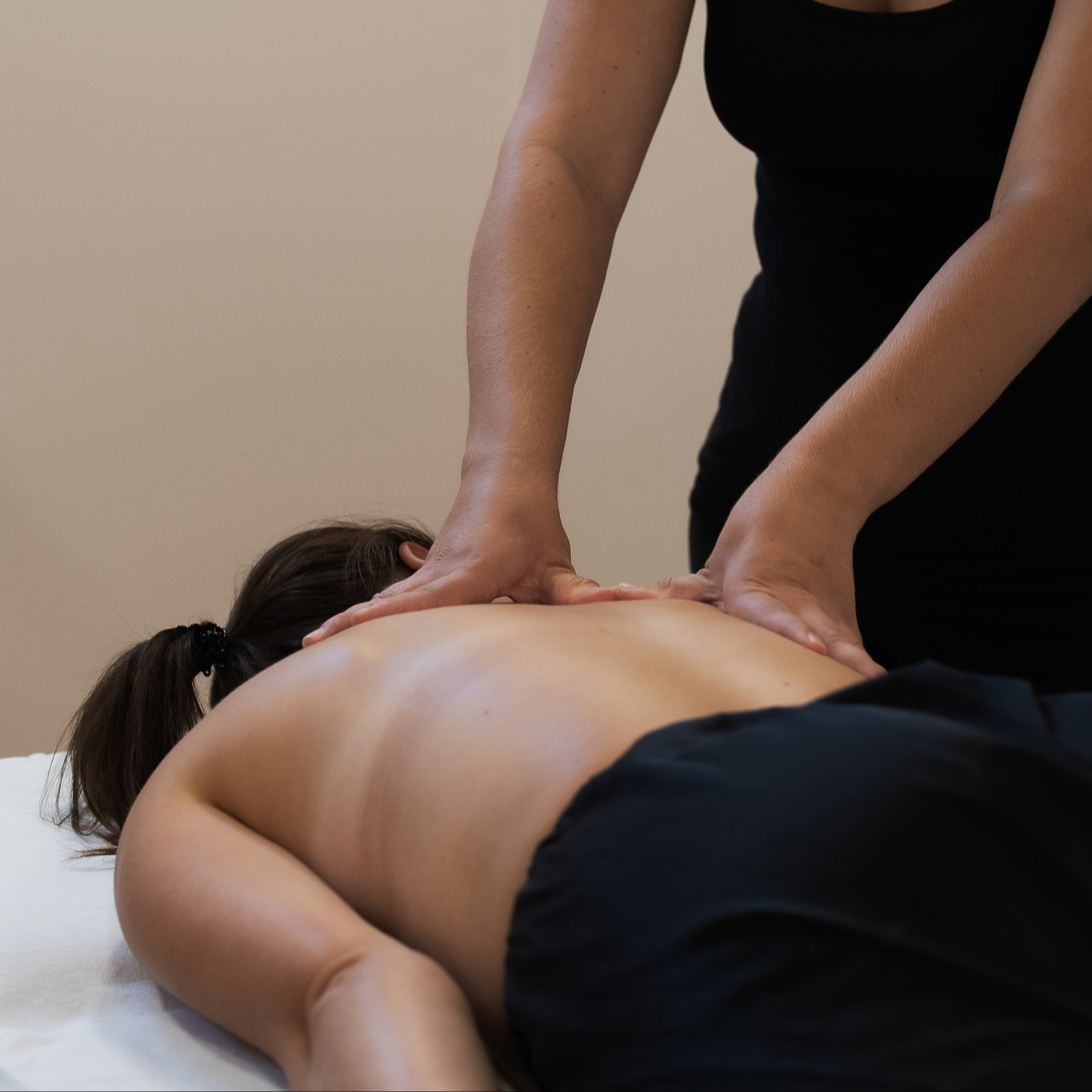 Sportovní/ relaxační masáž zad 60min