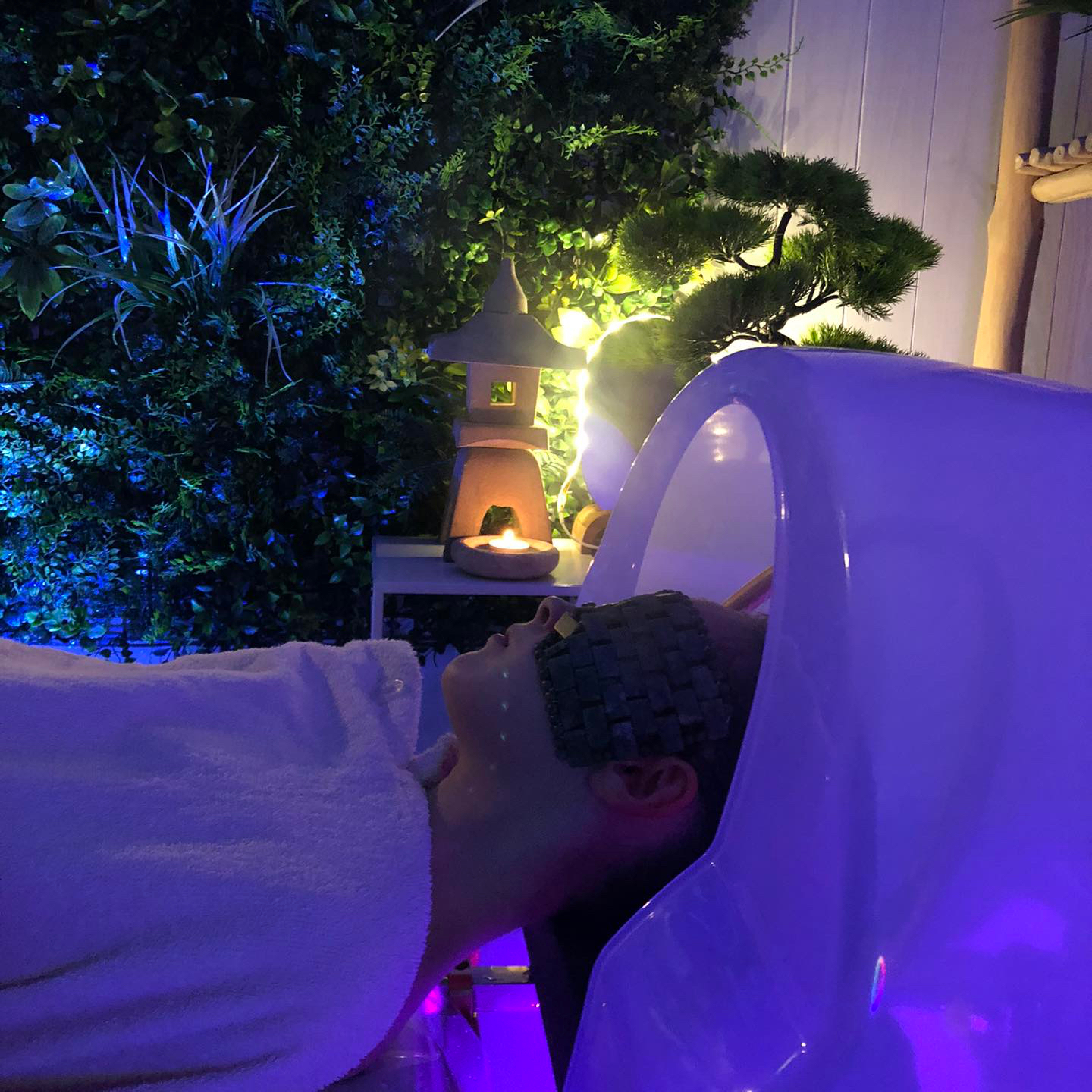 Head spa pro muže 60min.