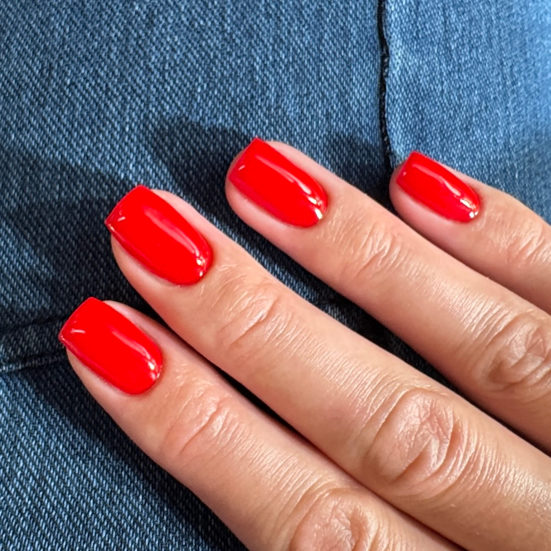 Doplnění nehtové modeláže vel. S (celé potažené v jedné barvě