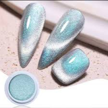 Zdobení nehtů magnetickým gelem.