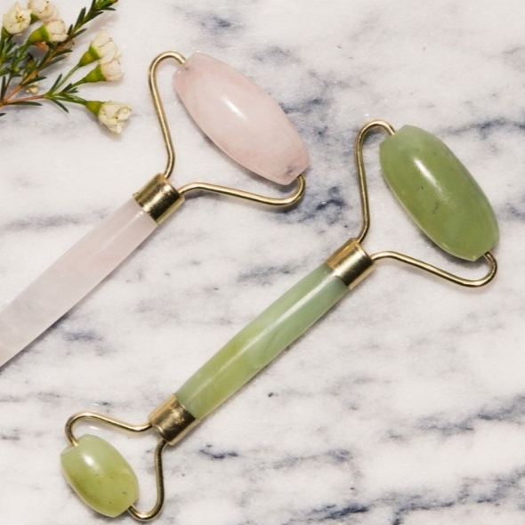 MASSAGE VISAGE AUX PIERRES DE JADE