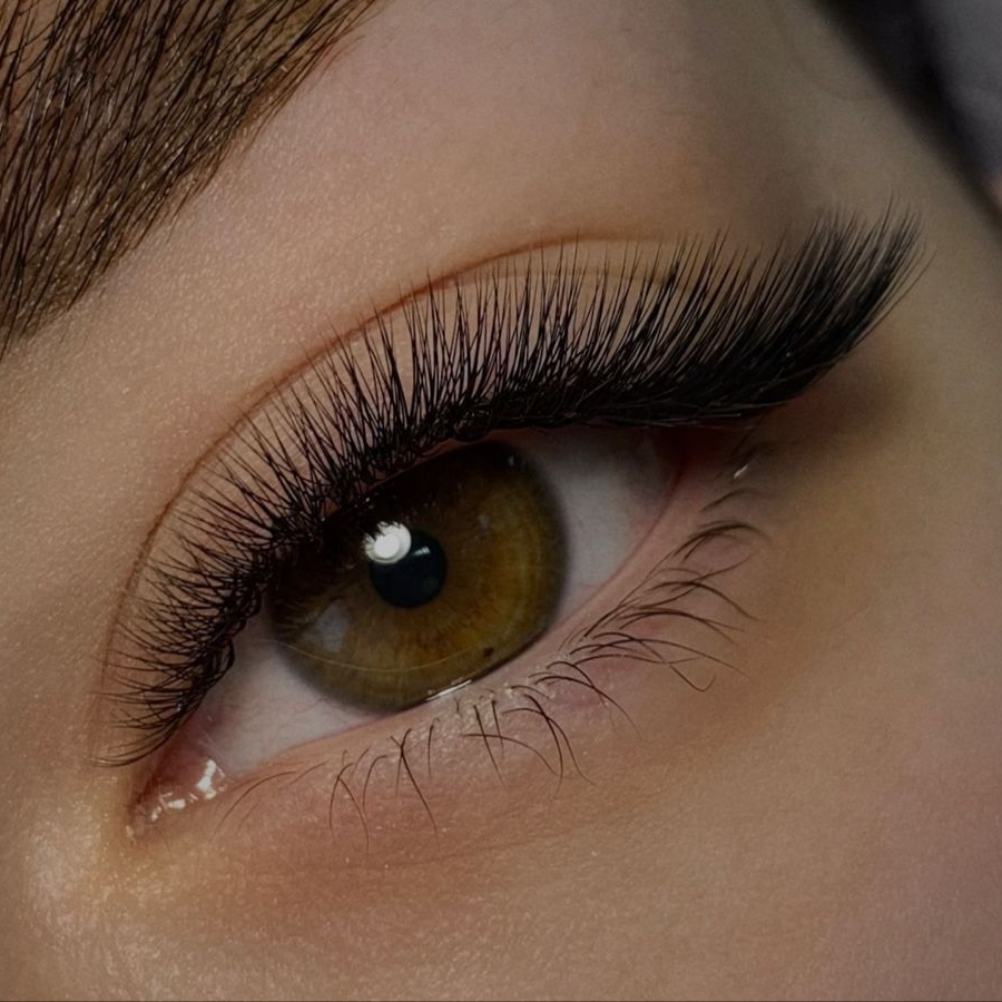 Prodlužování řas 3D