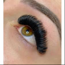 EXTENSÃO DE CILIOS MEGA VOLUME