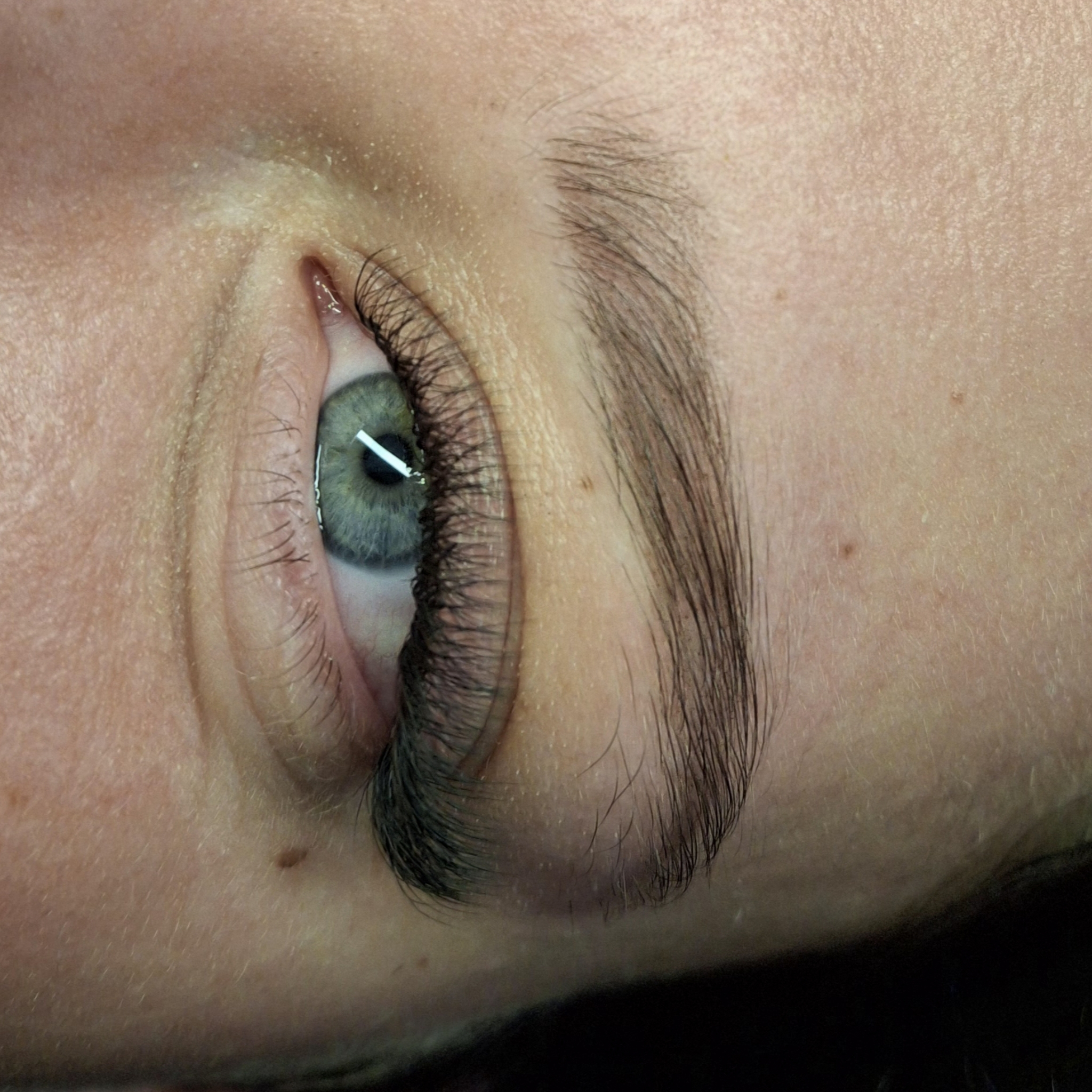 Entretien d'extensions de cils 1h