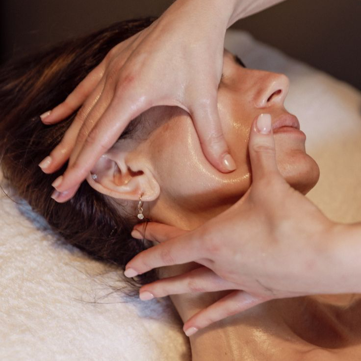 Rituál pečujícího doteku