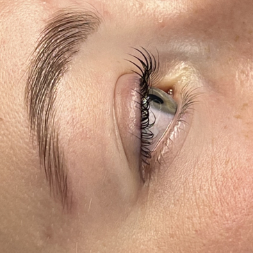 Lashlifting řas + laminace obočí