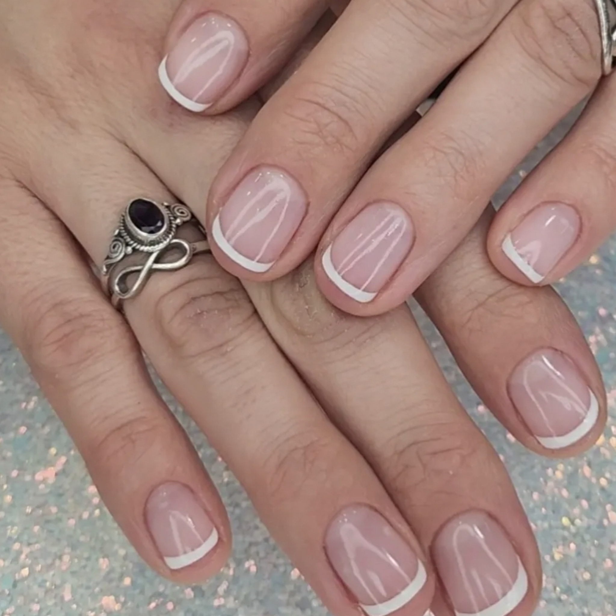 SEMI-PERMANENT French