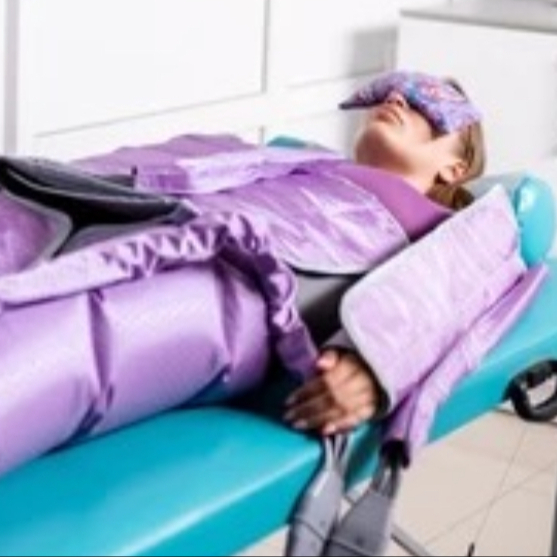 MADEROTERAPIE TĚLA + LYMFODRENÁŽNÍ PŘÍSTROJ