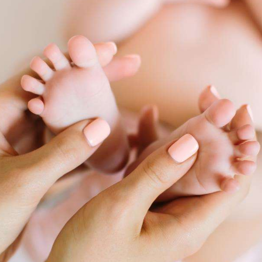 séance de réflexologie enfant nourrisson