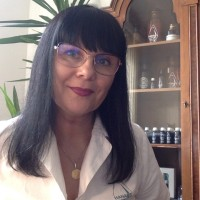 Věra Hanáková, LL.M. & MBA, SKH