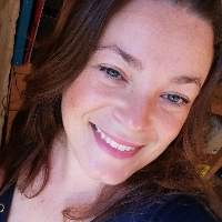 Emmanuelle DECELLE, Magnétisme, Ostéo thérapies, Massages, Hypno