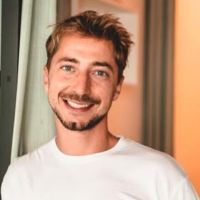 Daniel Dolinaj | Místo Pokoje | Kraniosakrální terapie | Masáže