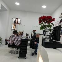 Peluquería -Barberia , Estética Unisex Ana González  Nails Salón