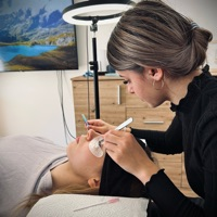 Kiss Diána-műszempilla stylist