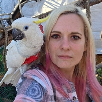 PAPOUŠČÍ MÁMA