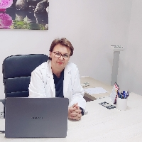 Raquel Ramirez , Clínica de  adelgazamiento    metabólica