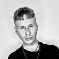 Patrik - majitel salonu MASTER - nepřijímá nové klienty