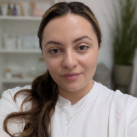 Jana, kosmetička a Brow & Lash specialistka