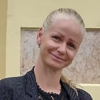 Mgr. Zuzana Vallová