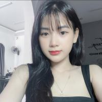 Julie ( linh) pracovat v angel nail