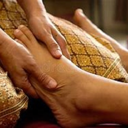 Modelage thaï des pieds, mollets, genoux  (30mn)